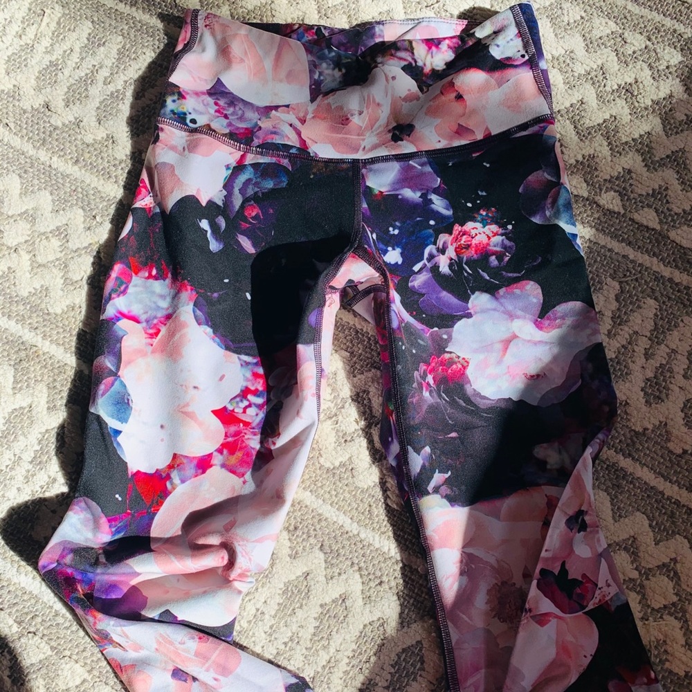 Leggings floral print size small tights athletic